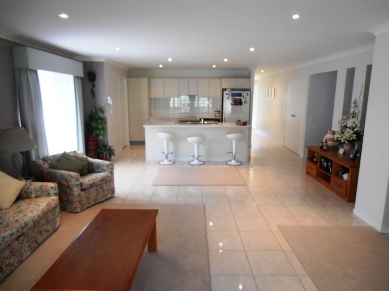 7 Martin Place, Broulee NSW 2537