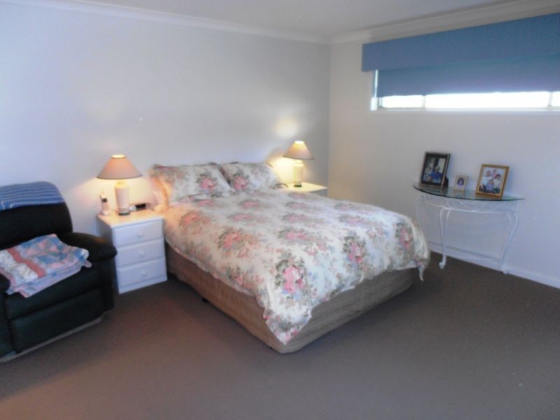 7 Martin Place, Broulee NSW 2537