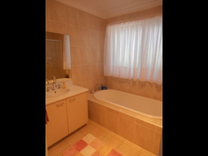 7 Martin Place, Broulee NSW 2537