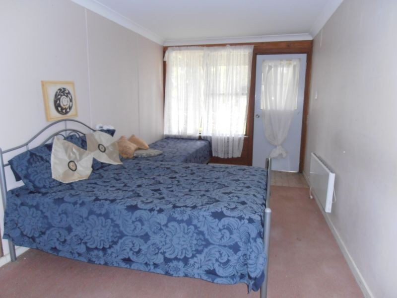 17 Wallaringa Street, Surfside NSW 2536