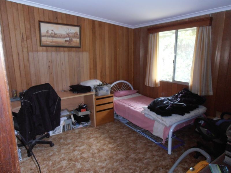 17 Wallaringa Street, Surfside NSW 2536