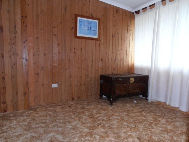 17 Wallaringa Street, Surfside NSW 2536