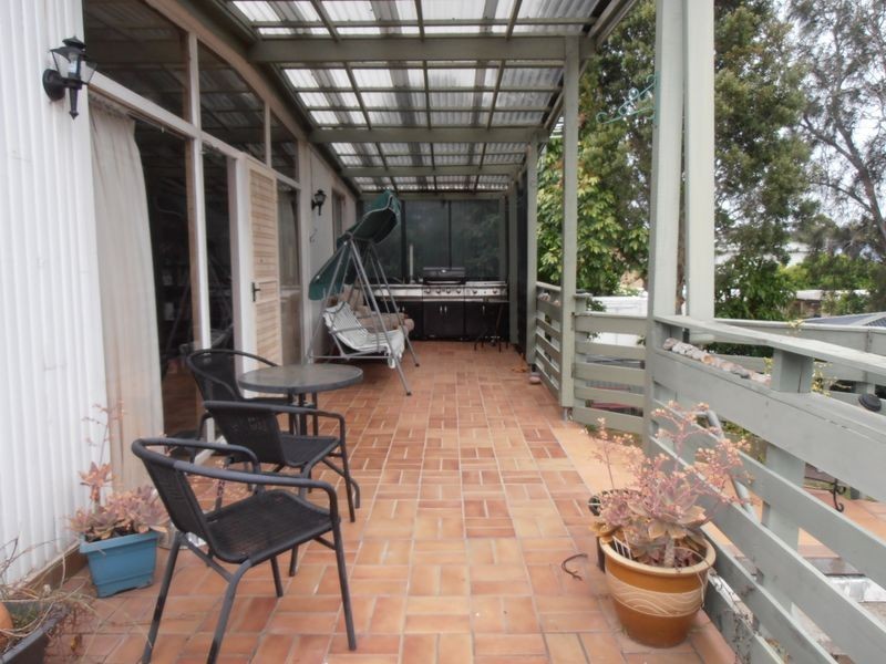 17 Wallaringa Street, Surfside NSW 2536