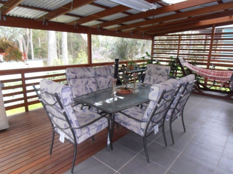 105 Maloneys Drive, Maloneys Beach NSW 2536