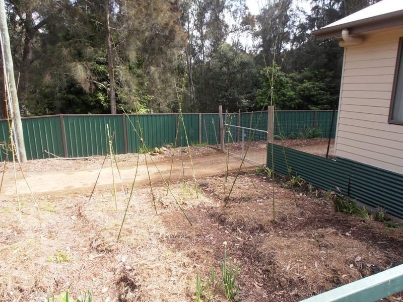 24 Tomakin Place, Tomakin NSW 2537