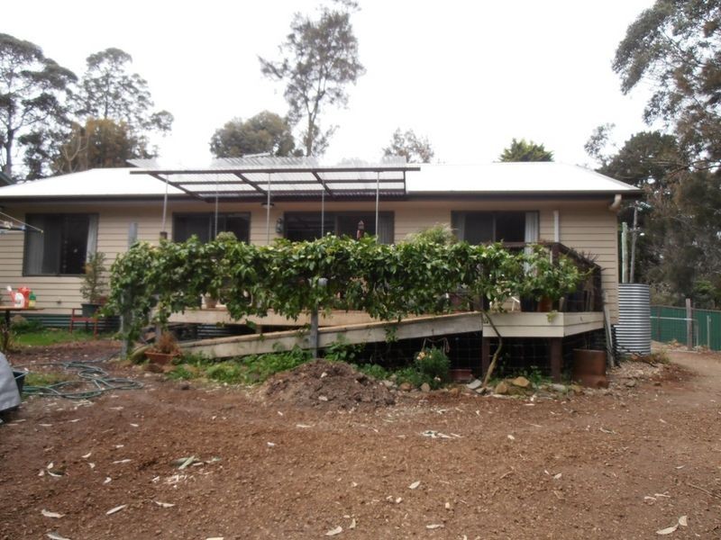 24 Tomakin Place, Tomakin NSW 2537