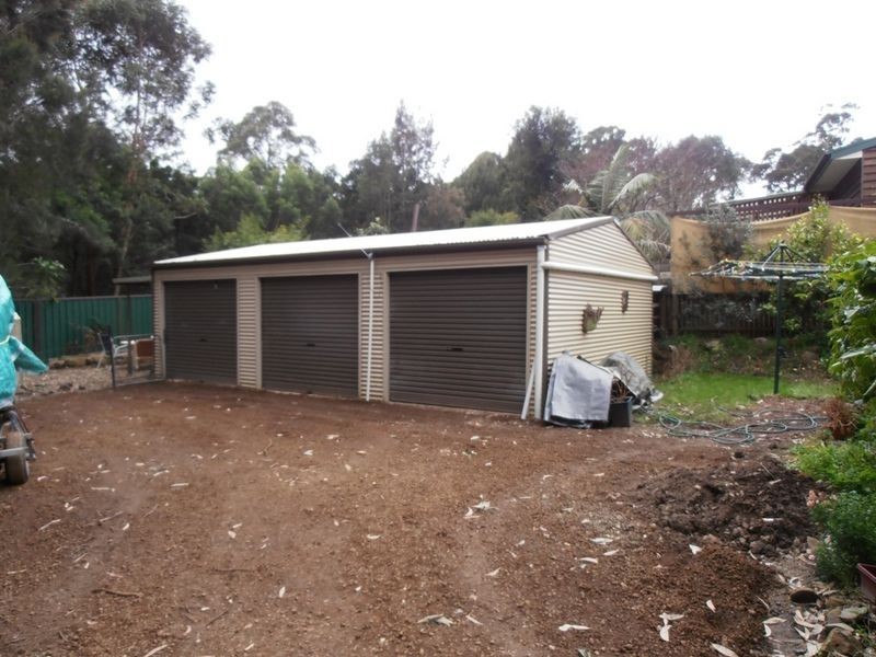 24 Tomakin Place, Tomakin NSW 2537