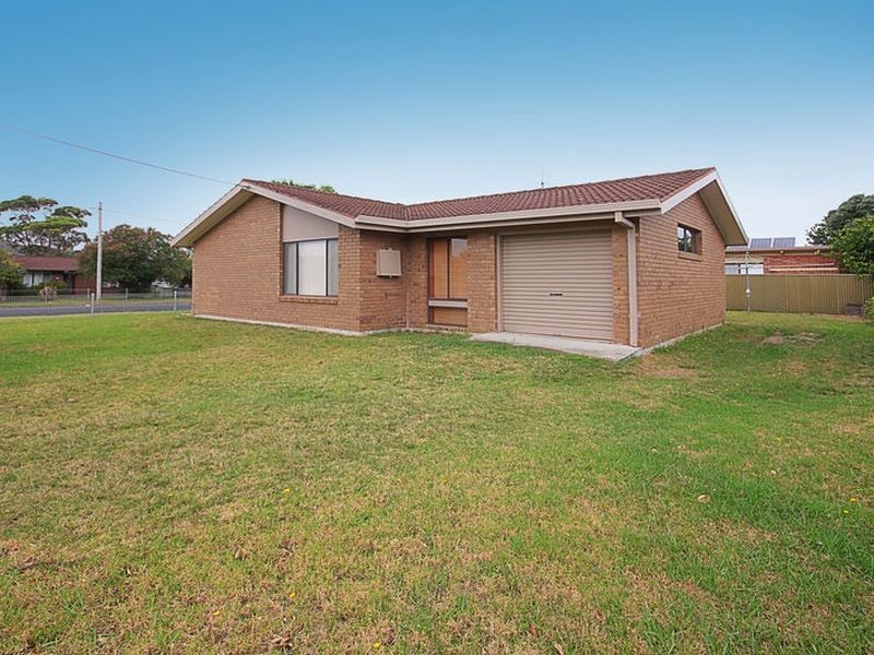 54 Kingston Place, Tomakin NSW 2537