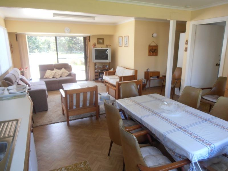 108 Maloneys Drive, Maloneys Beach NSW 2536