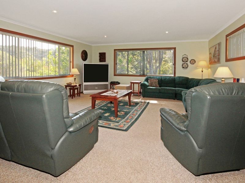 2 Wimbin Avenue, Malua Bay NSW 2536