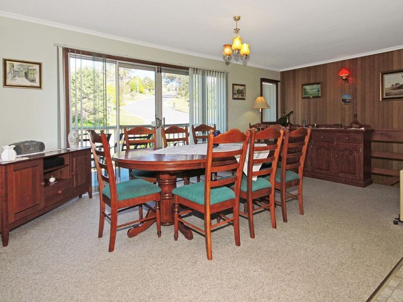 2 Wimbin Avenue, Malua Bay NSW 2536