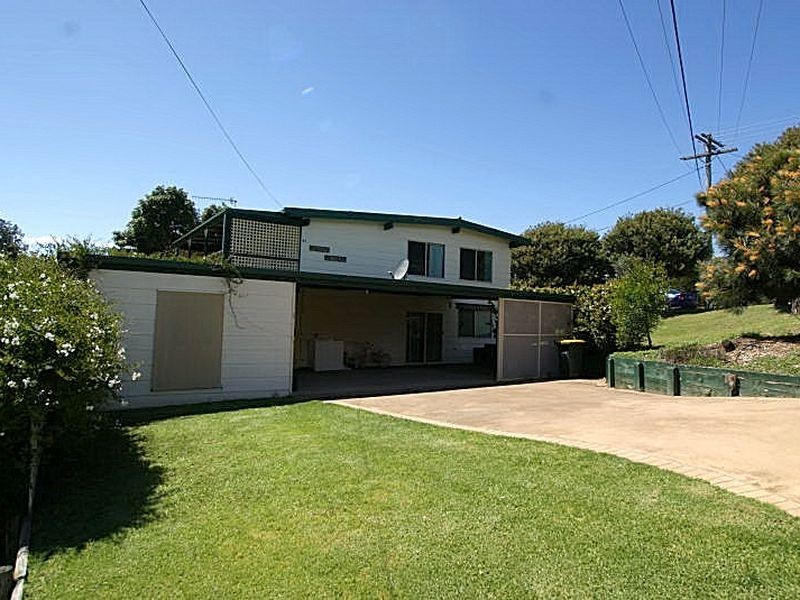 81 Tallawang Avenue, Malua Bay NSW 2536