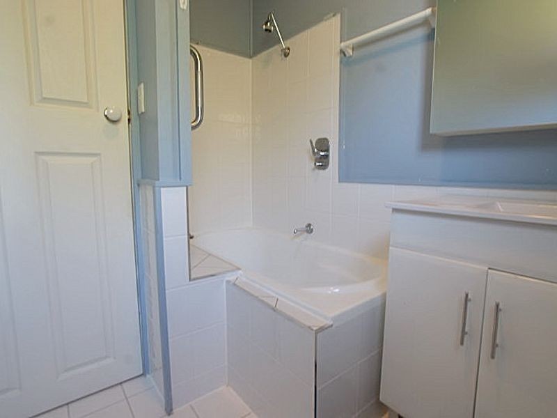 81 Tallawang Avenue, Malua Bay NSW 2536