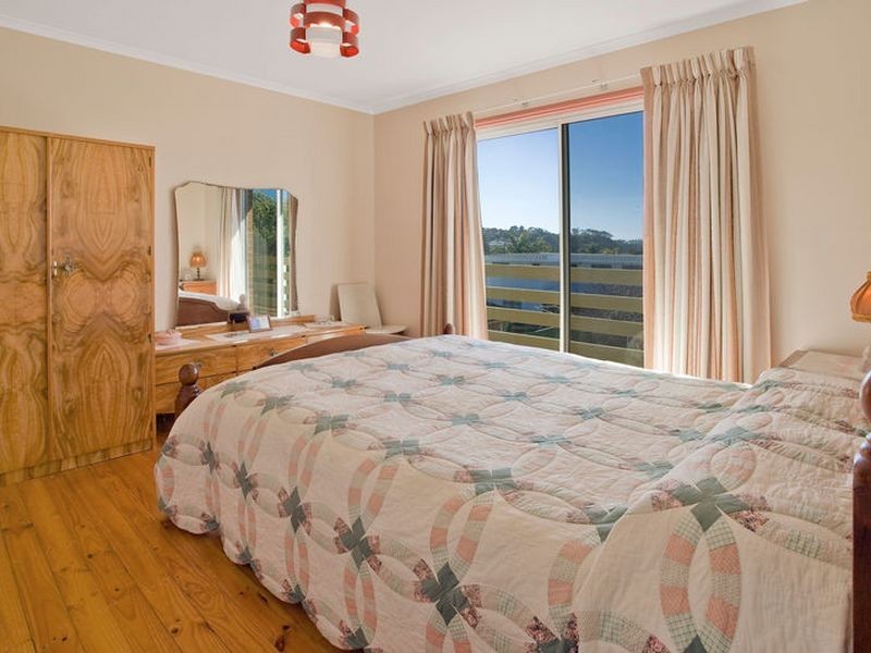 8 Malua Street, Malua Bay NSW 2536