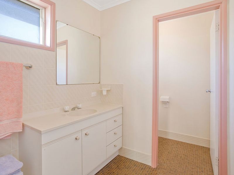 8 Malua Street, Malua Bay NSW 2536
