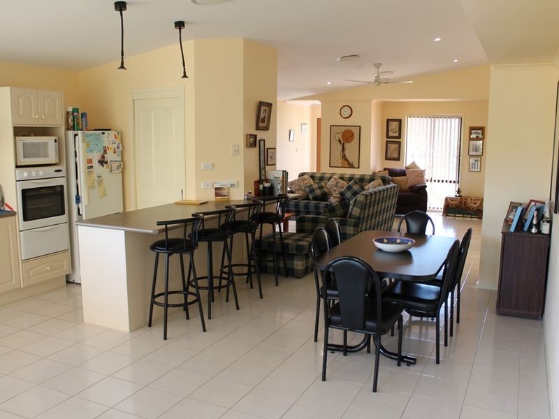 13 Rosemary Close, Malua Bay NSW 2536