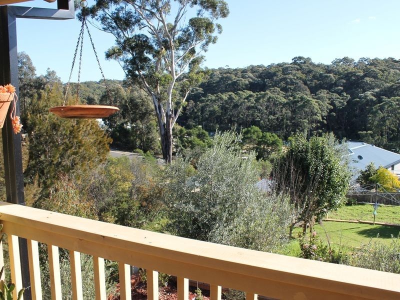 13 Rosemary Close, Malua Bay NSW 2536
