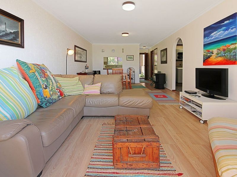 11/12 Parker Avenue, Surf Beach NSW 2536