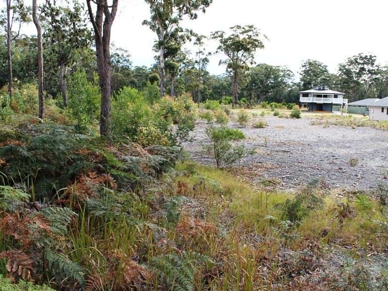 2 Caitlin Crescent, Broulee NSW 2537