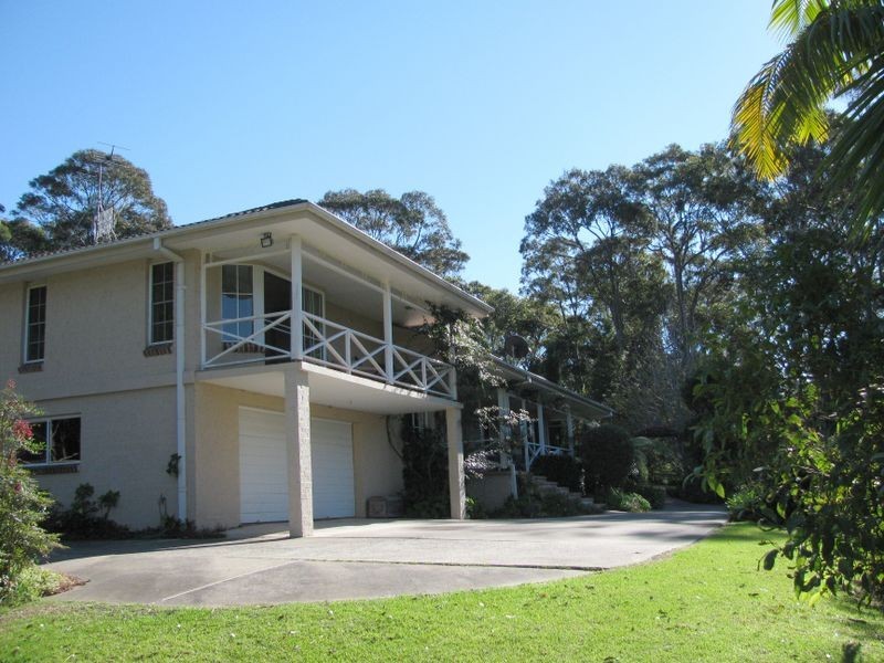 8 Nicholas Grove, Rosedale NSW 2536