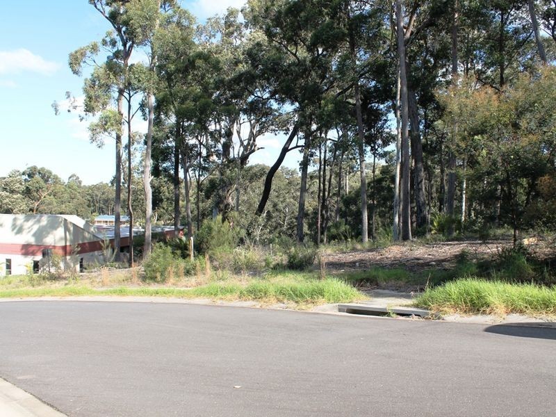 22 Bowerbird Place, Malua Bay NSW 2536