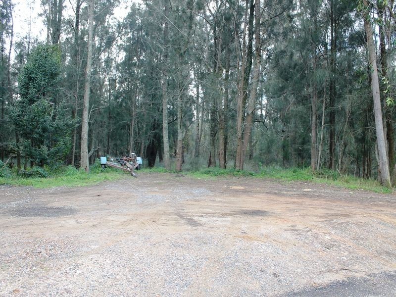33 Connells Close, Mossy Point NSW 2537