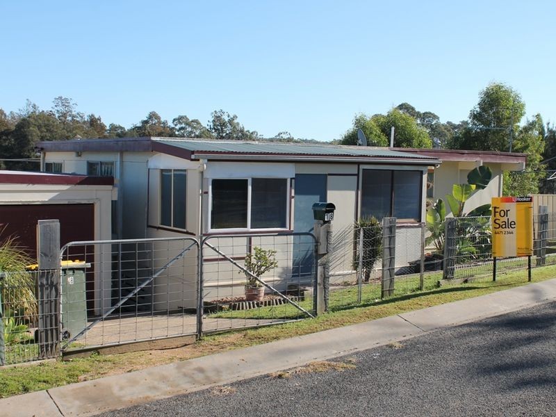 18 Bent Lane, Batemans Bay NSW 2536
