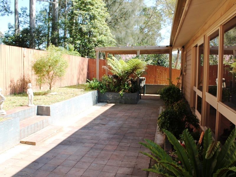 16 Christopher Crescent, Batehaven NSW 2536