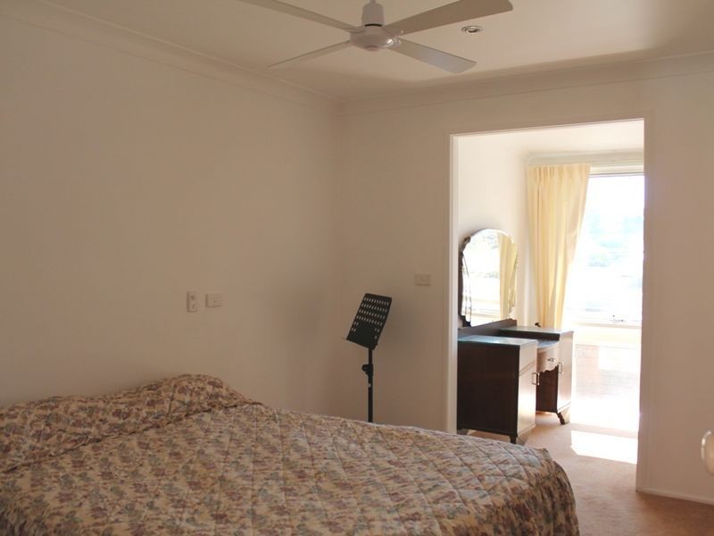 16 Christopher Crescent, Batehaven NSW 2536