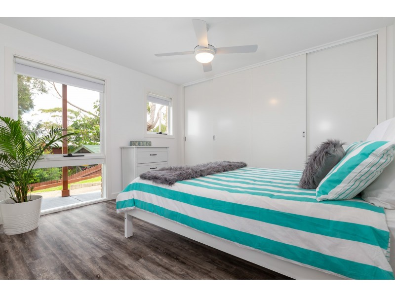 8 Nioka Avenue, Malua Bay NSW 2536