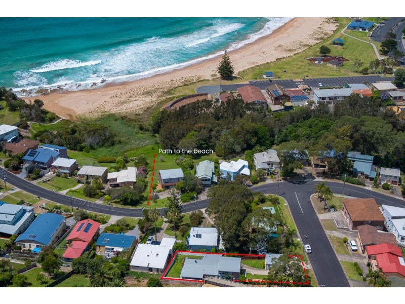 8 Nioka Avenue, Malua Bay NSW 2536