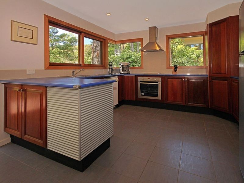 8 Paul Street, Rosedale NSW 2536