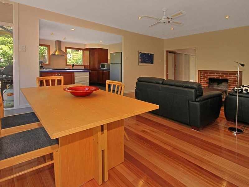 8 Paul Street, Rosedale NSW 2536