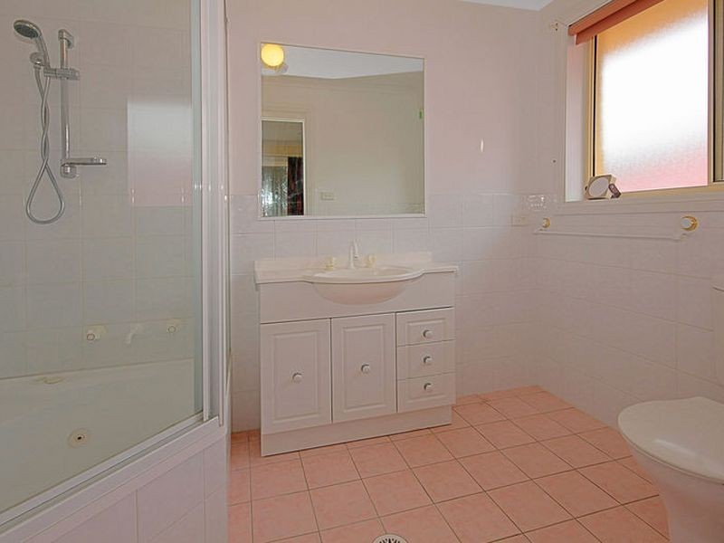 10 Mimosa Place, Malua Bay NSW 2536