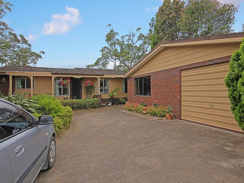 61 Candlagan Drive, Broulee NSW 2537