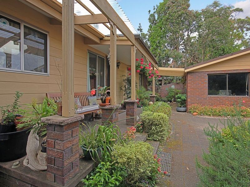 61 Candlagan Drive, Broulee NSW 2537