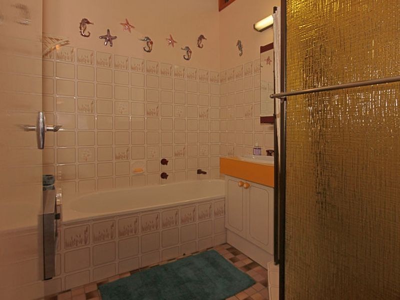 61 Candlagan Drive, Broulee NSW 2537