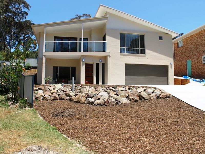 1a Honeyeater Place, Malua Bay NSW 2536