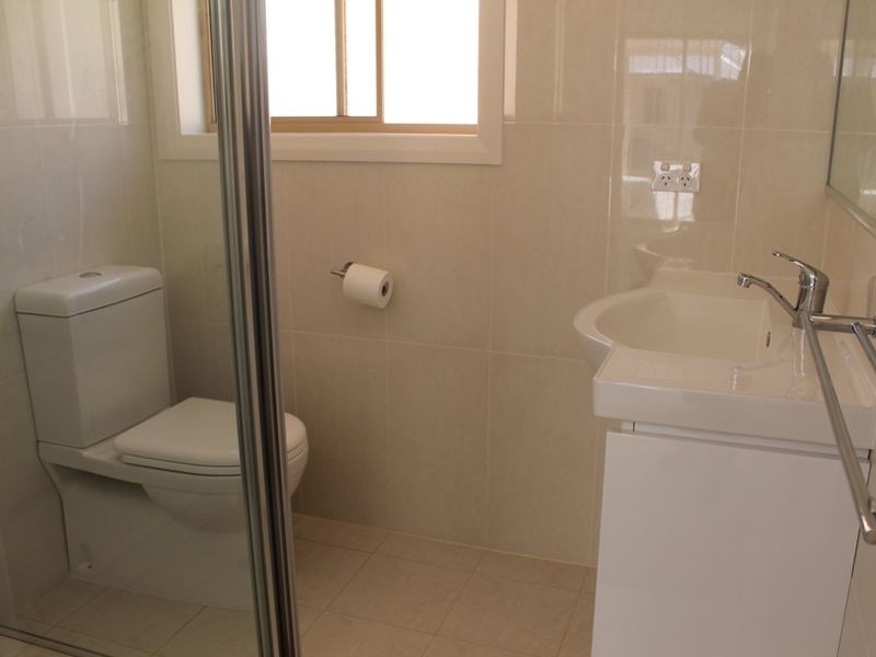 1a Honeyeater Place, Malua Bay NSW 2536
