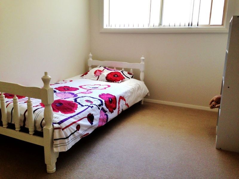 1a Honeyeater Place, Malua Bay NSW 2536