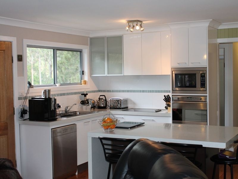 39 Parker Avenue, Surf Beach NSW 2536