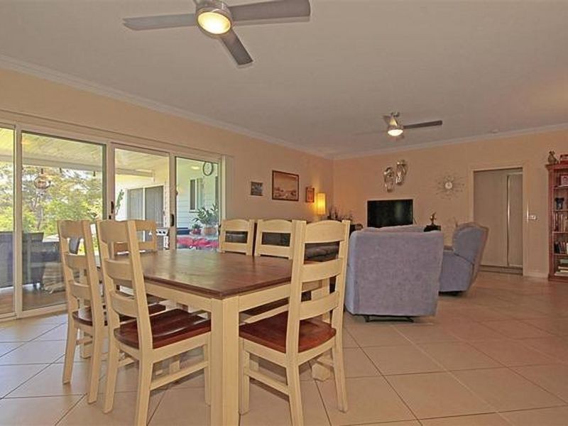 11 Towrang Avenue, Surf Beach NSW 2536