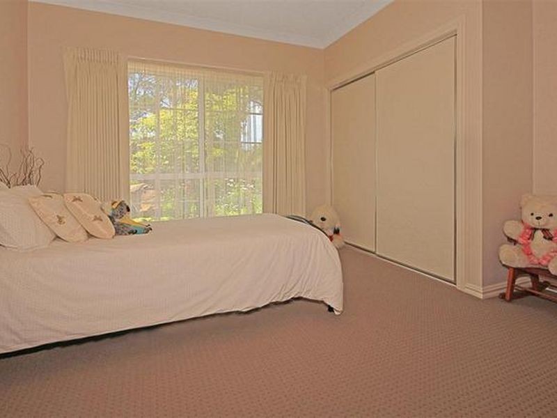 11 Towrang Avenue, Surf Beach NSW 2536