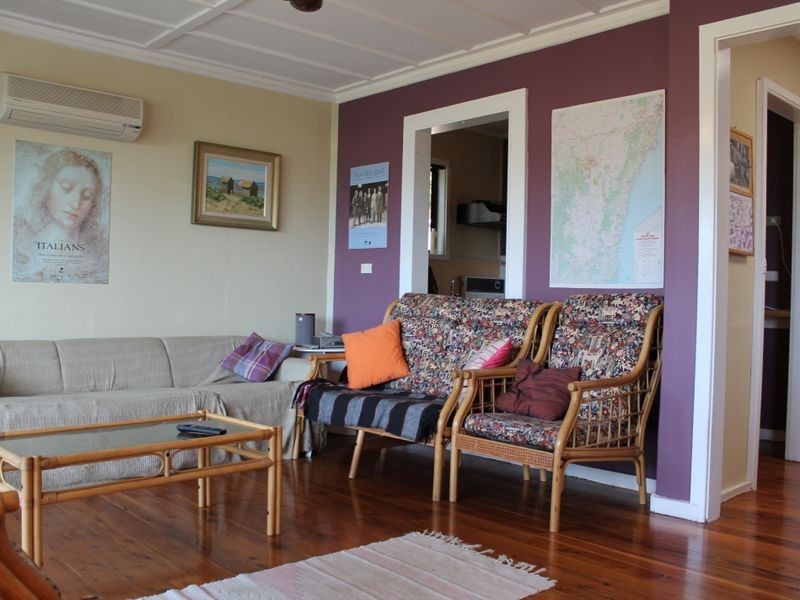 5 Muwarra Avenue, Malua Bay NSW 2536