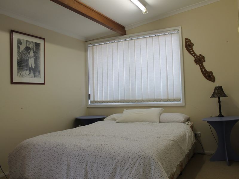 5 Muwarra Avenue, Malua Bay NSW 2536