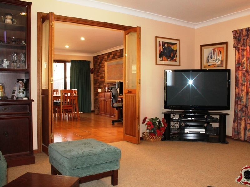 6 Timber Way, Surf Beach NSW 2536