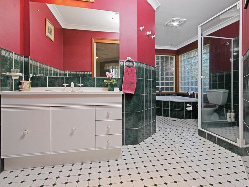 15 Lewana Close, Lilli Pilli NSW 2536