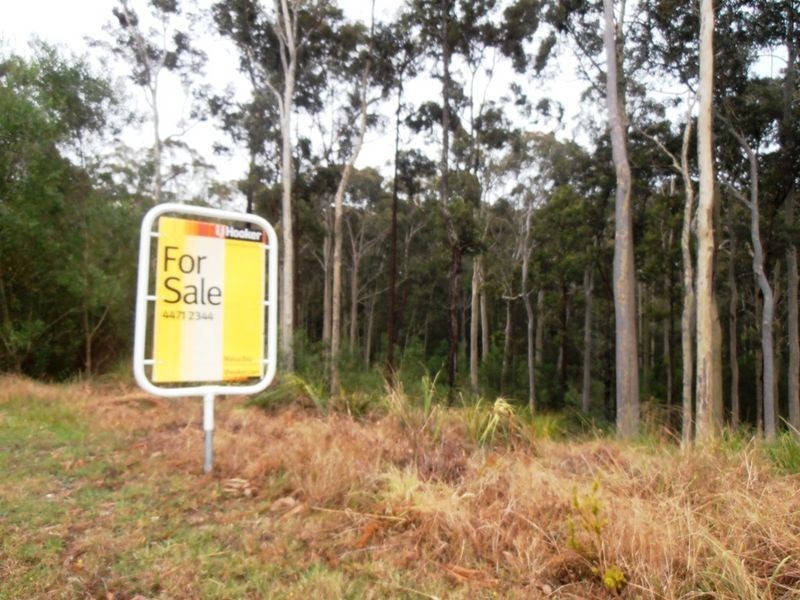 15 Banksia Grove, Malua Bay NSW 2536