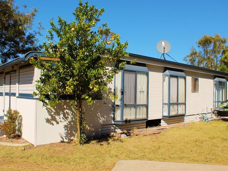 Cabin 189 Barlings Beach Caravan Park, Tomakin NSW 2537
