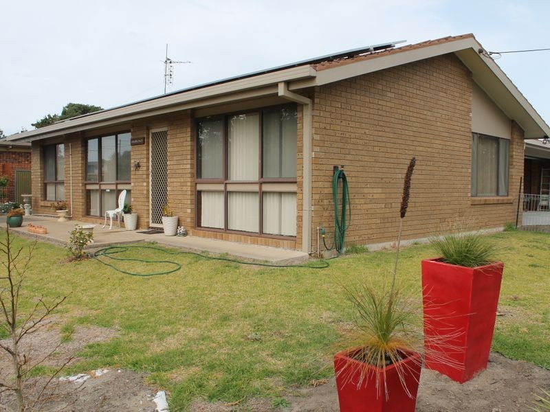 54 Kingston Parade, Tomakin NSW 2537